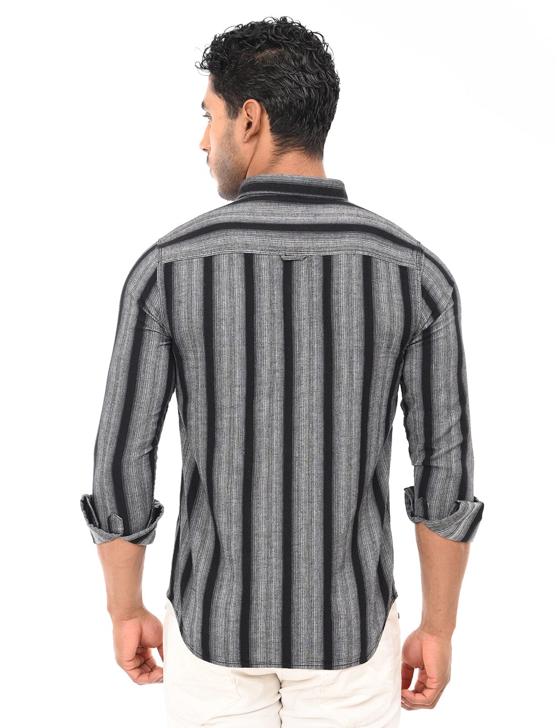 Men's Slim Fit Stripes Full Sleeves Casual Shirt