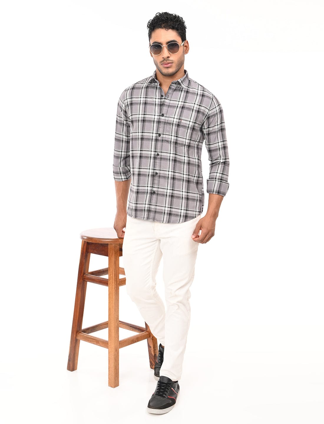 Men's Slim Fit Checks Full Sleeves Casual Shirt
