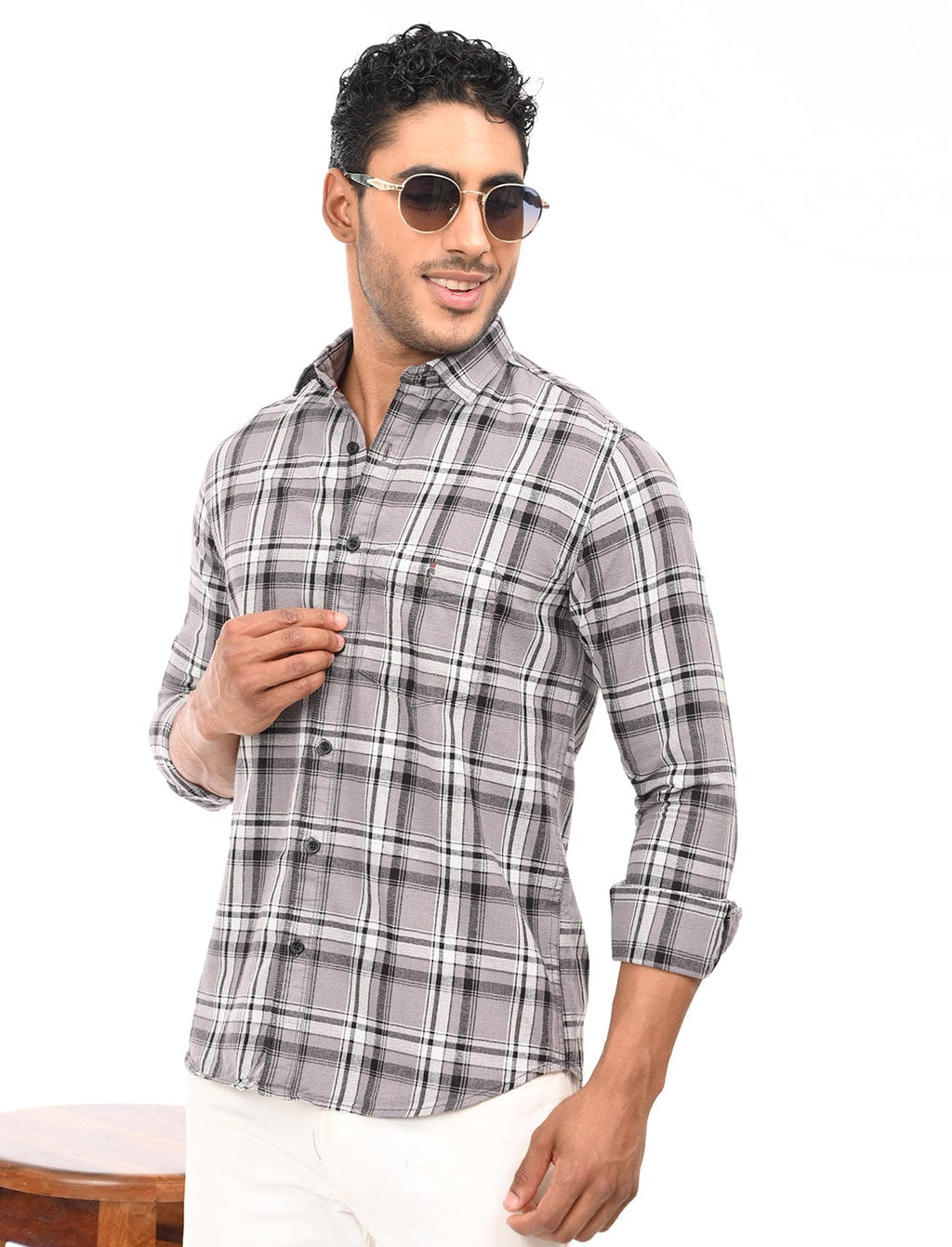 Men's Slim Fit Checks Full Sleeves Casual Shirt