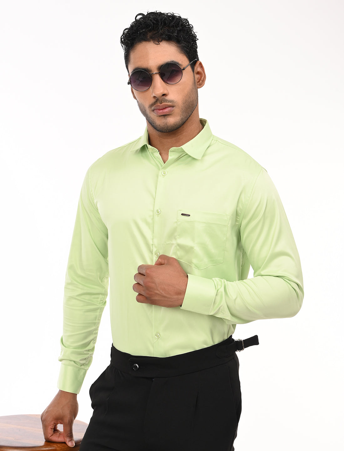Men's Slim Fit Solid Full Sleeves Casual Shirt