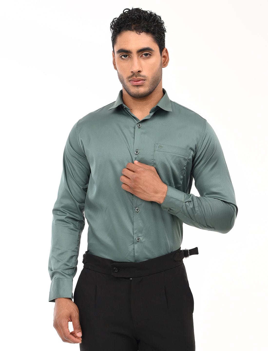 Men's Slim Fit Solid Full Sleeves Casual Shirt