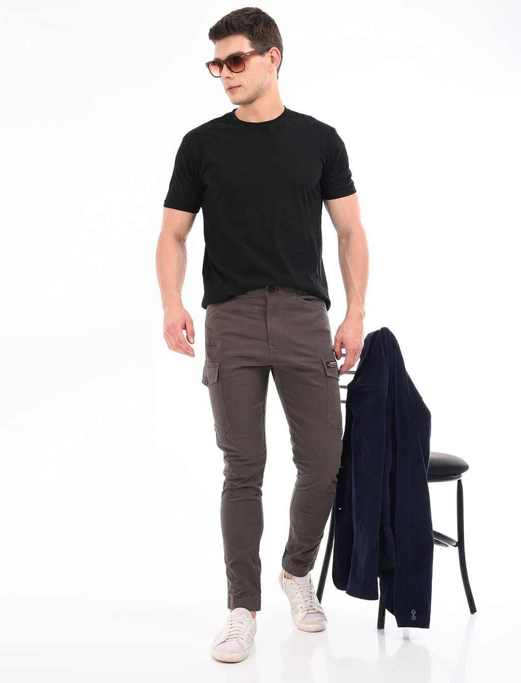 Men's Slim Fit Solid Flat Front Casual Cargos