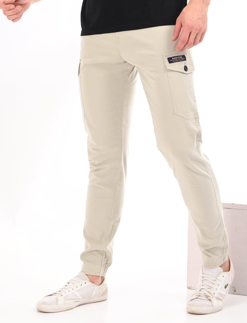 Men's Slim Fit Solid Flat Front Casual Cargos