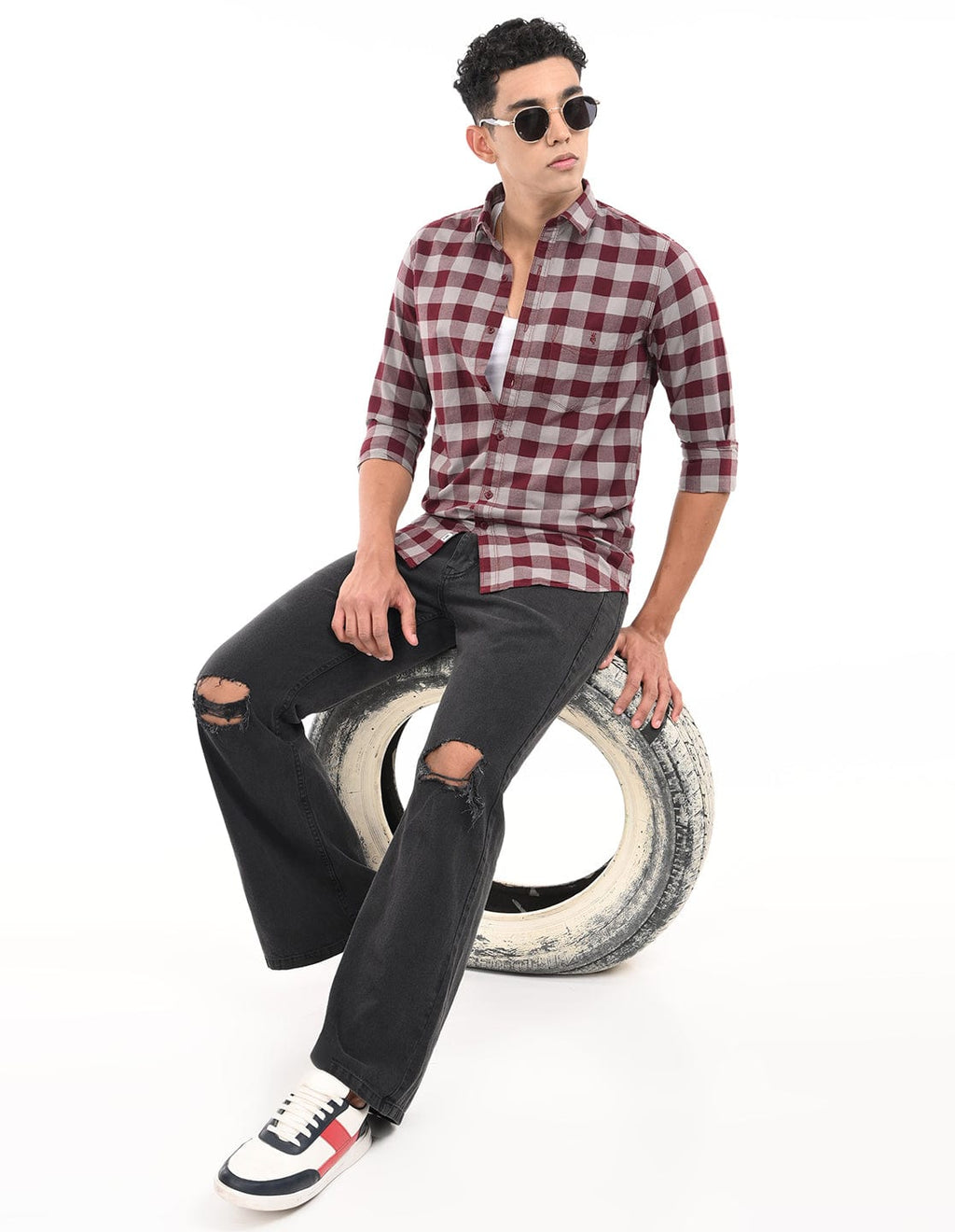 Men's Slim Fit Checks Full Sleeves Casual Shirt
