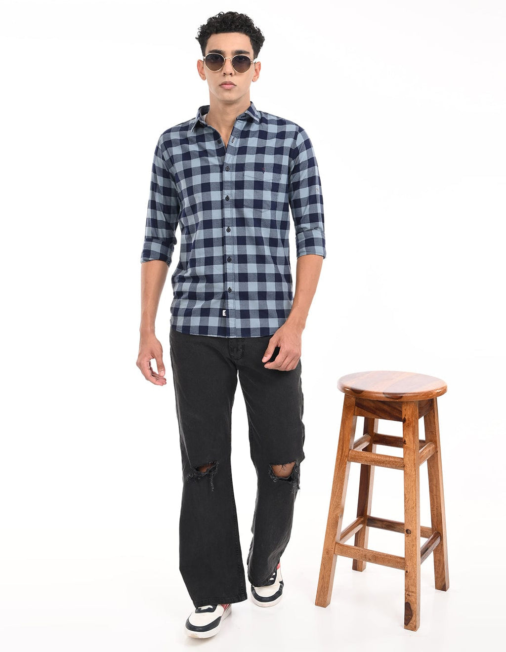 Men's Slim Fit Checks Full Sleeves Casual Shirt