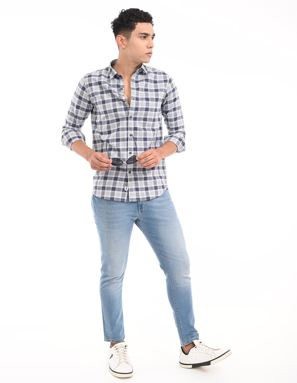 Men's Slim Fit Checks Full Sleeves Casual Shirt