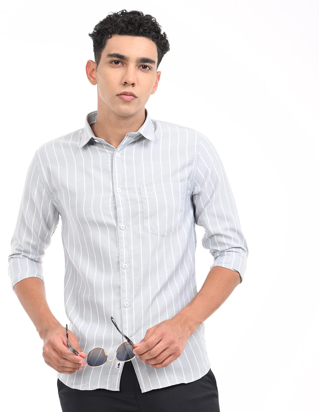 Men's Slim Fit Stirpe Full Sleeves Casual Shirt