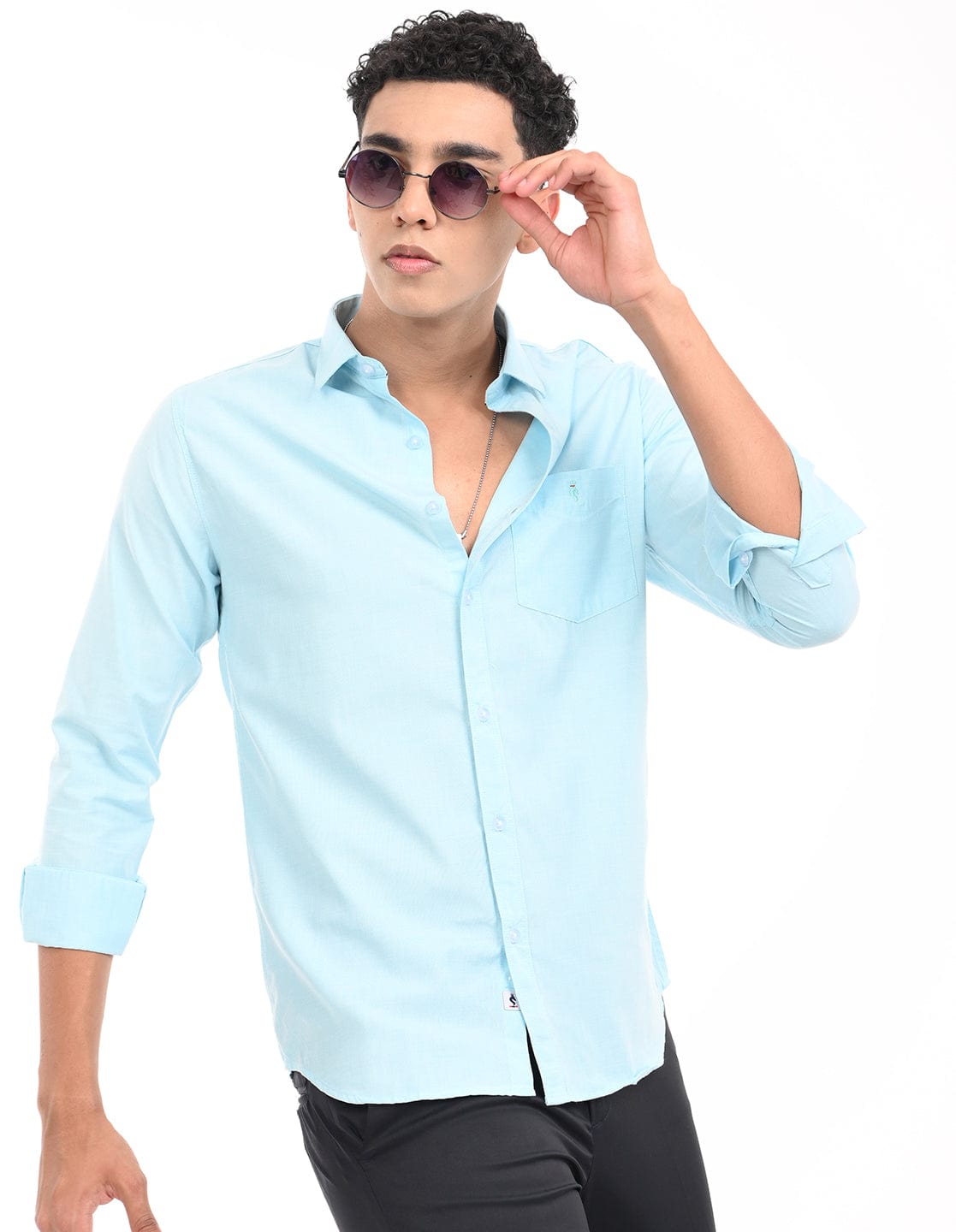 Men's Slim Fit Solid Full Sleeves Casual Shirt
