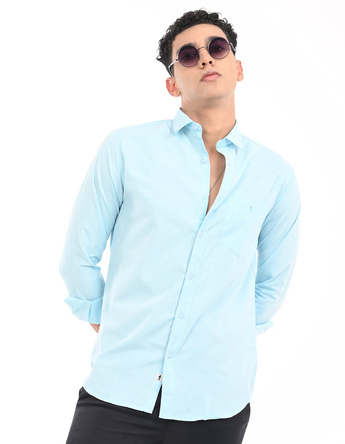 Men's Slim Fit Solid Full Sleeves Casual Shirt