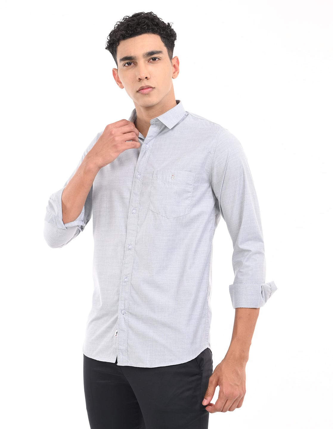 Men's Slim Fit Solid Full Sleeves Casual Shirt