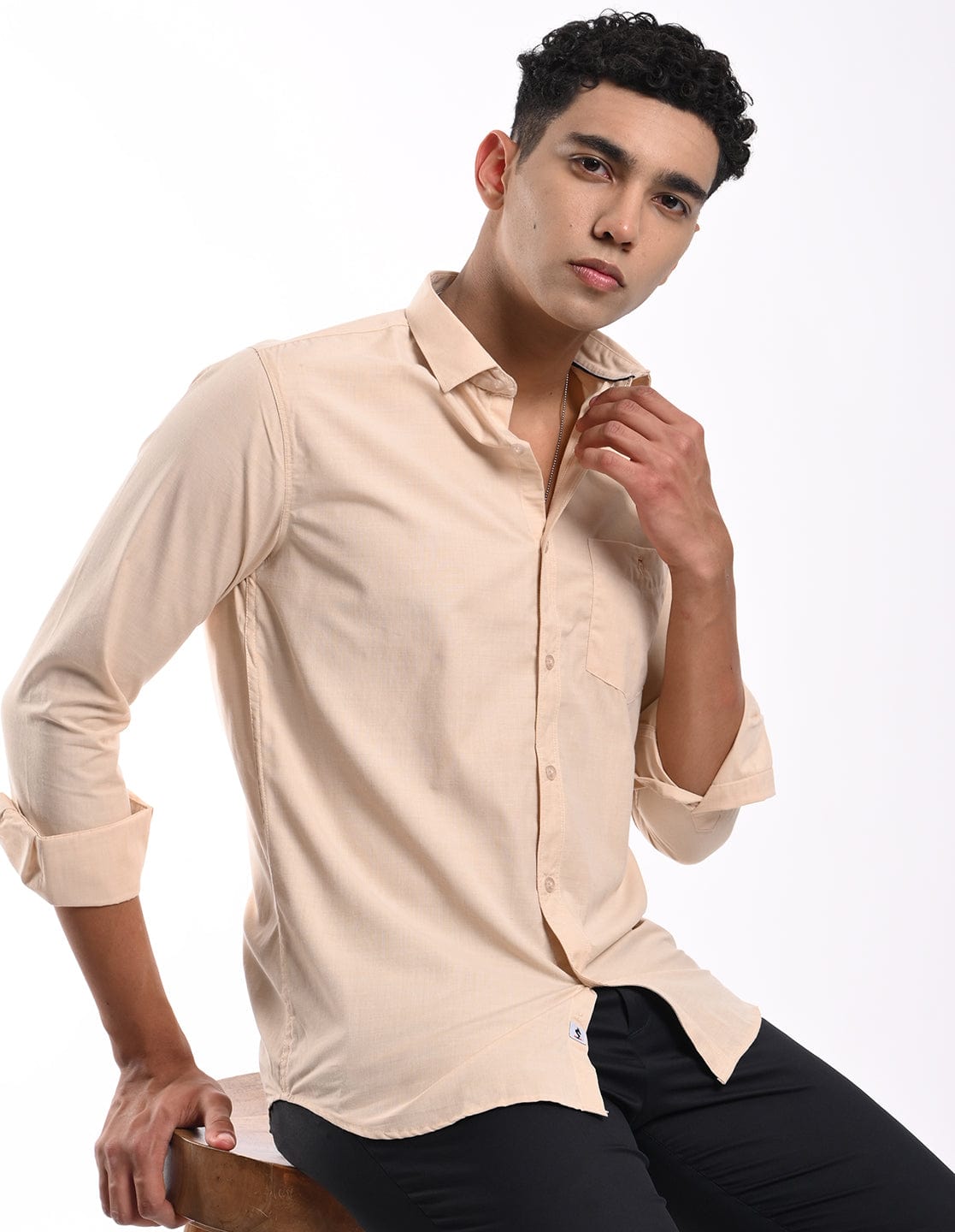 Men's Slim Fit Solid Full Sleeves Casual Shirt