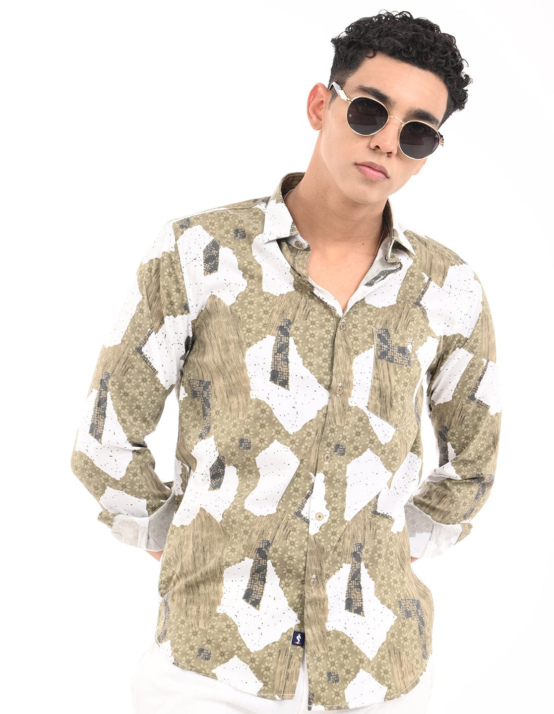 Men's Slim Fit Graphical Print Full Sleeves Casual Shirt