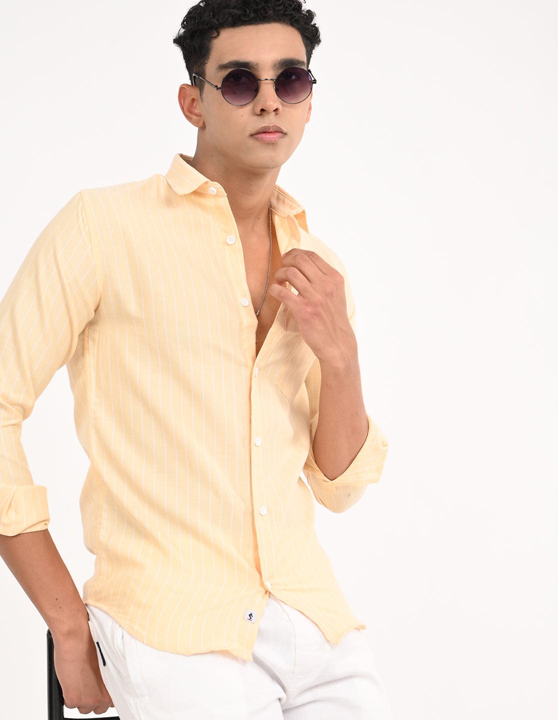 Men's Slim Fit Stripes Full Sleeves Casual Shirt