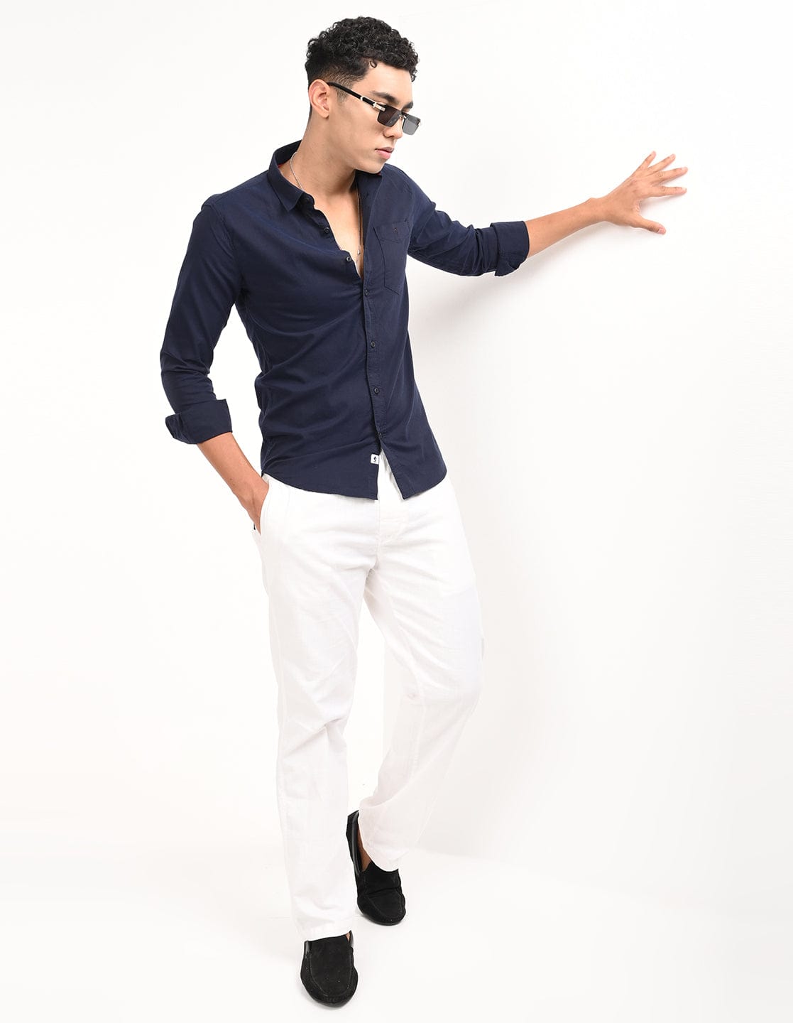 Men's Slim Fit Solid Full Sleeves Casual Shirt