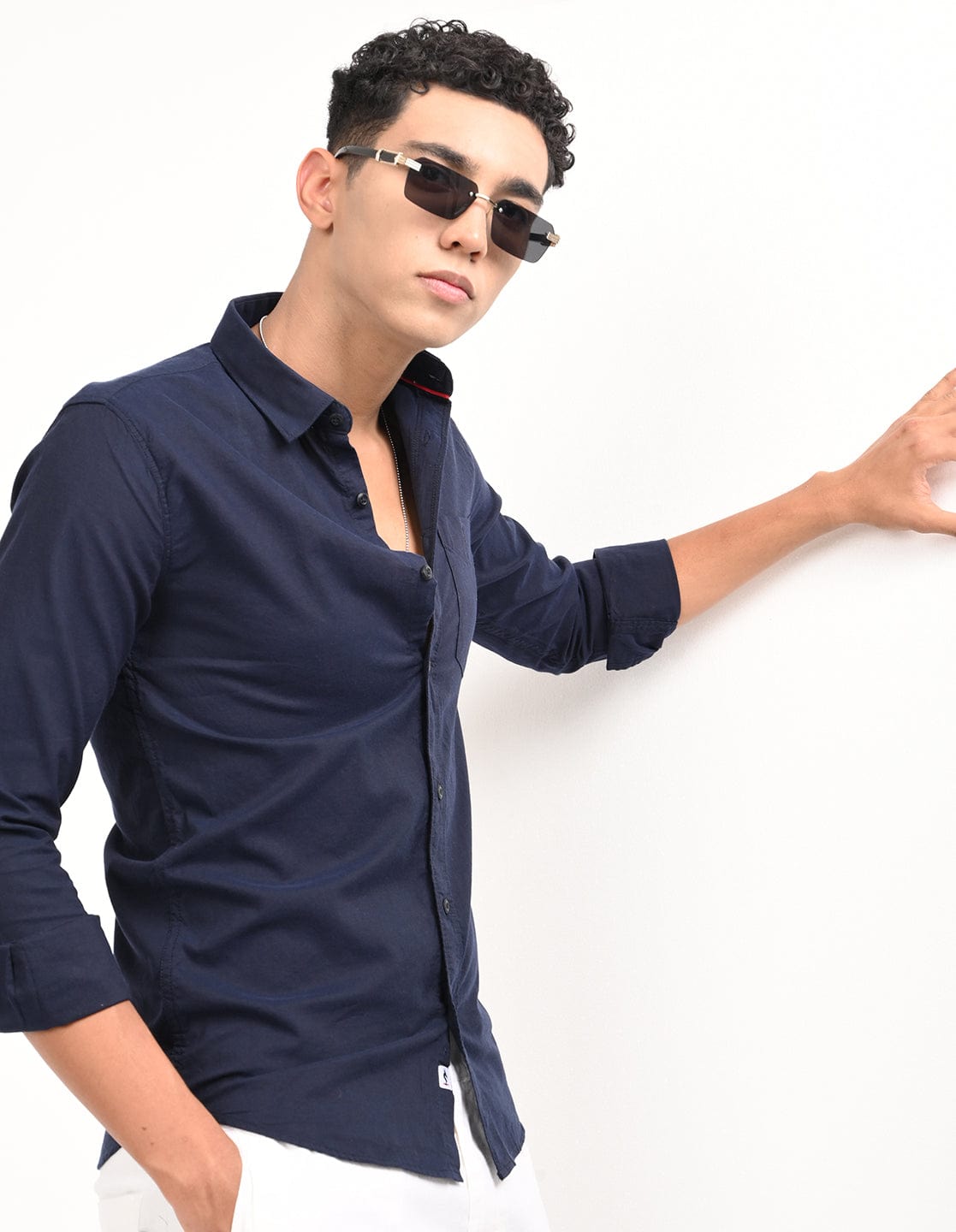 Men's Slim Fit Solid Full Sleeves Casual Shirt