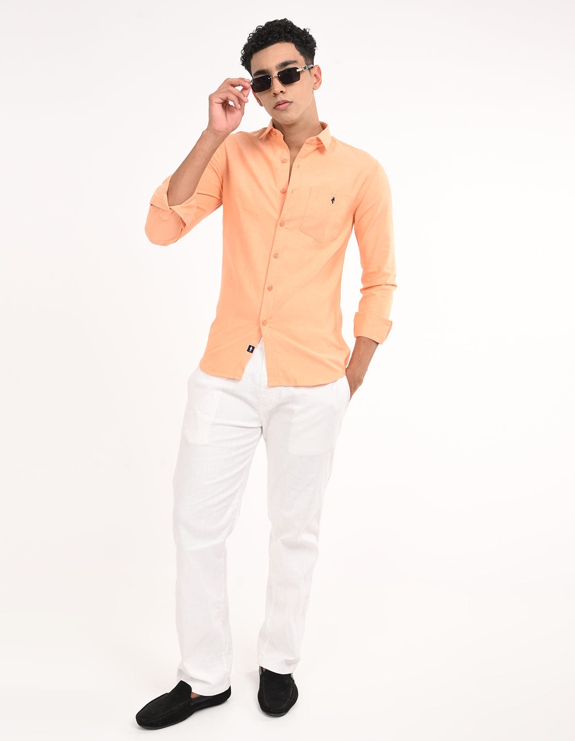 Men's Slim Fit Solid Full Sleeves Casual Shirt
