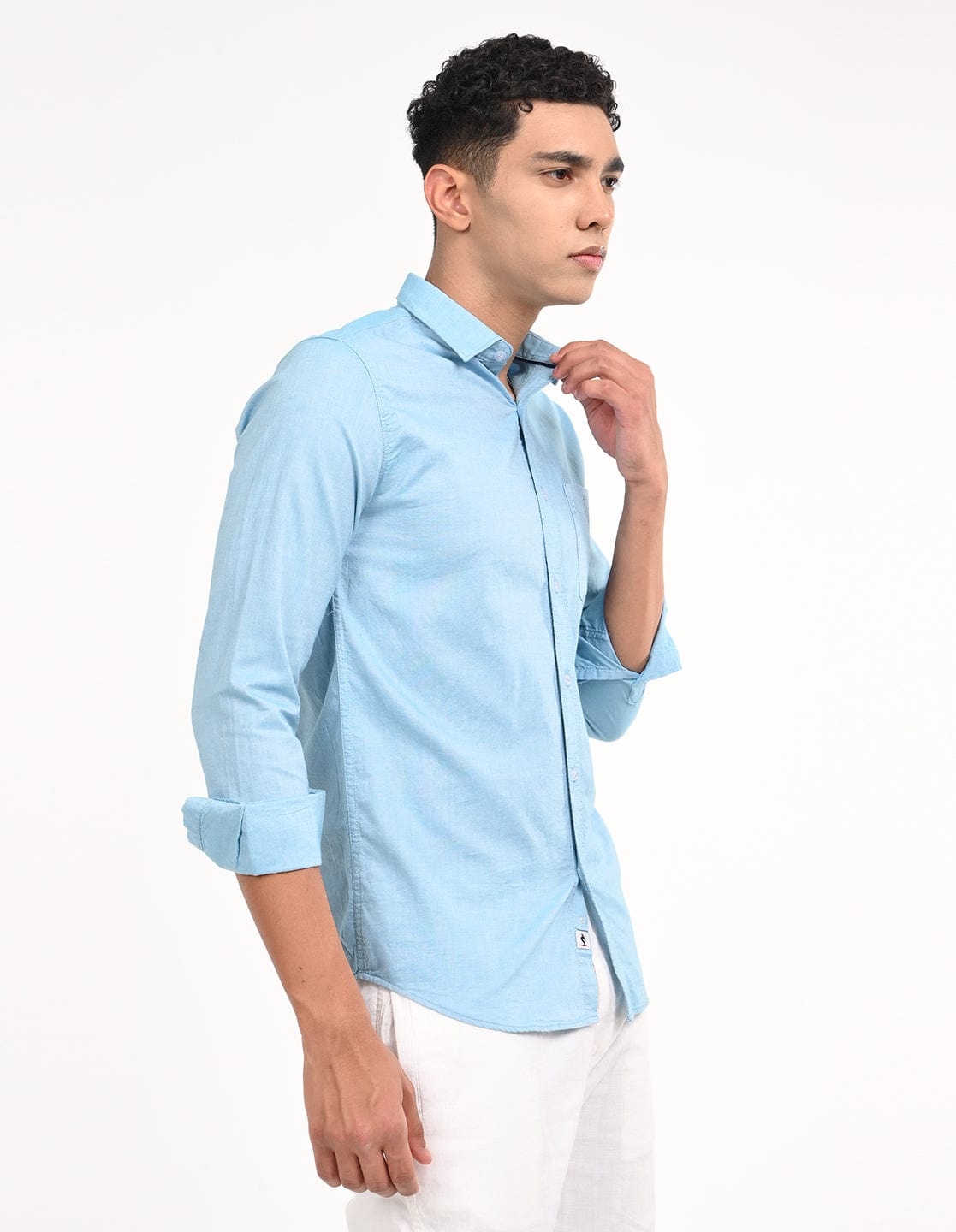 Men's Slim Fit Solid Full Sleeves Casual Shirt