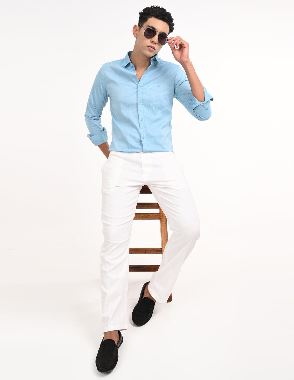 Men's Slim Fit Solid Full Sleeves Casual Shirt