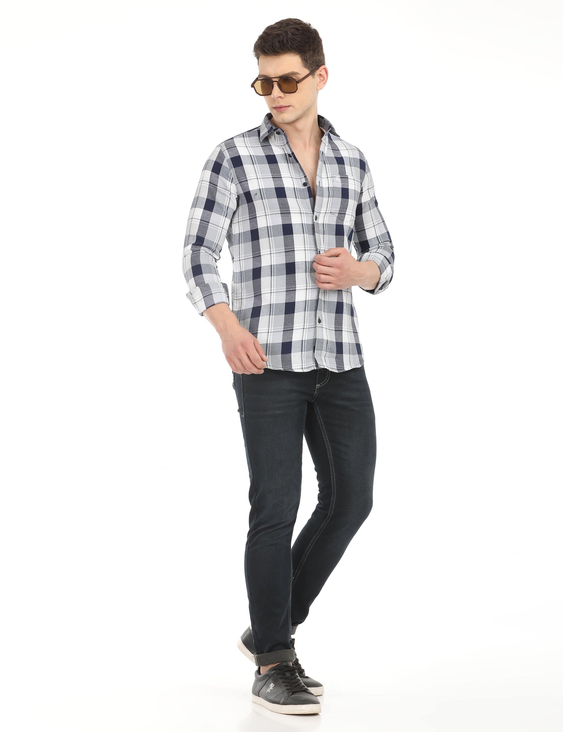 Men's Slim Fit Checks Full Sleeves Casual Shirt