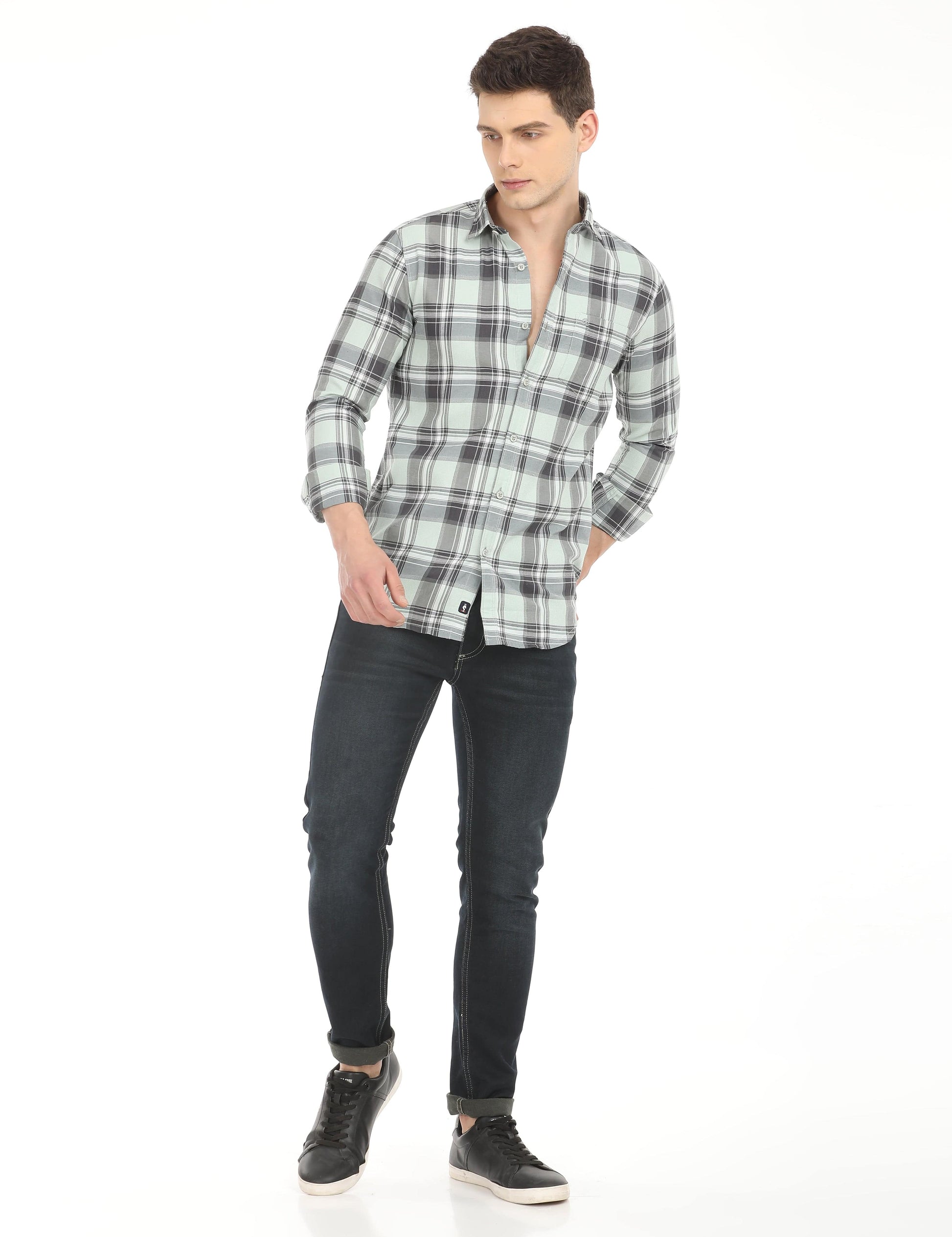 Men's Slim Fit Checks Full Sleeves Casual Shirt
