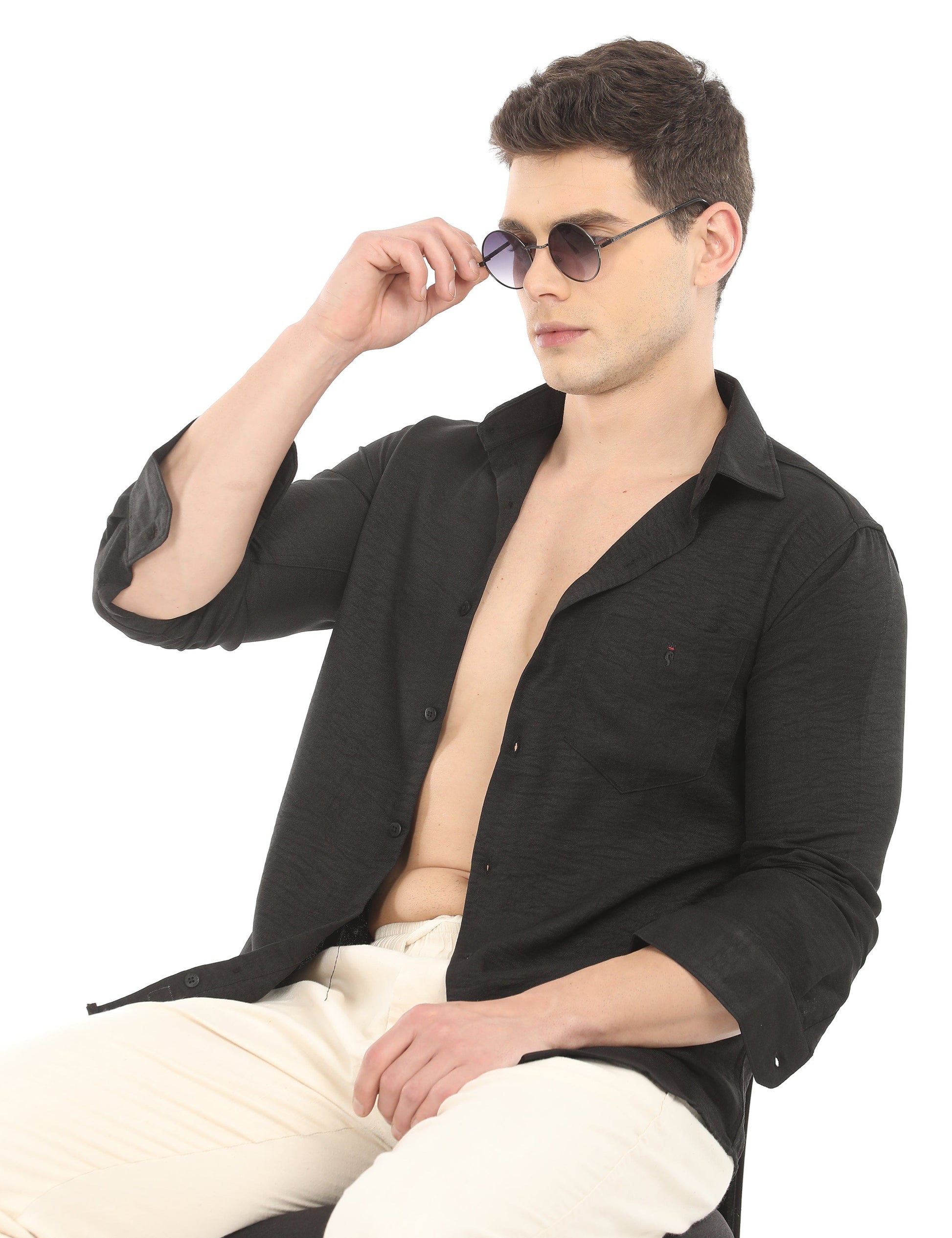 Men's Slim Fit Solid Full Sleeves Casual Shirt