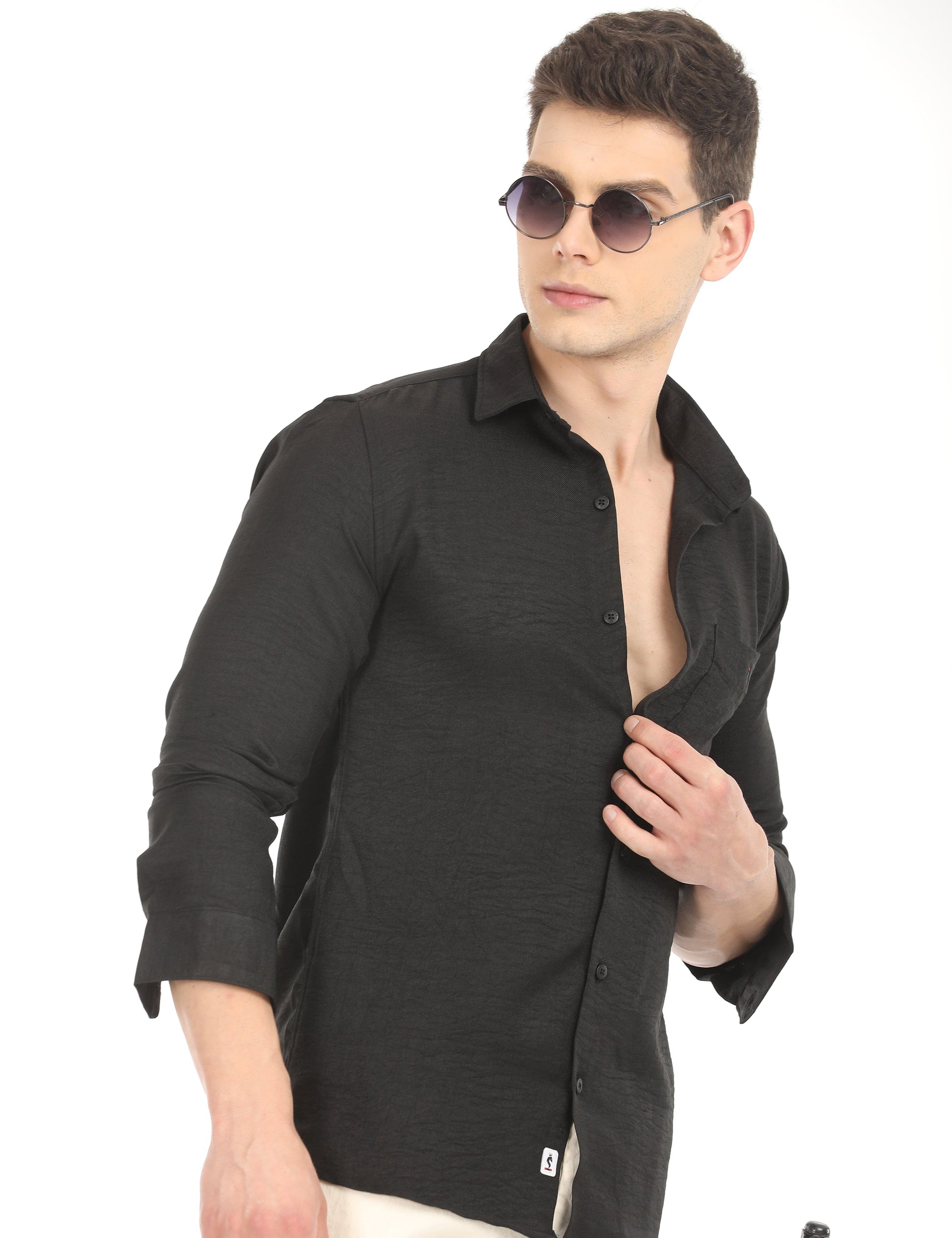 Men's Slim Fit Solid Full Sleeves Casual Shirt