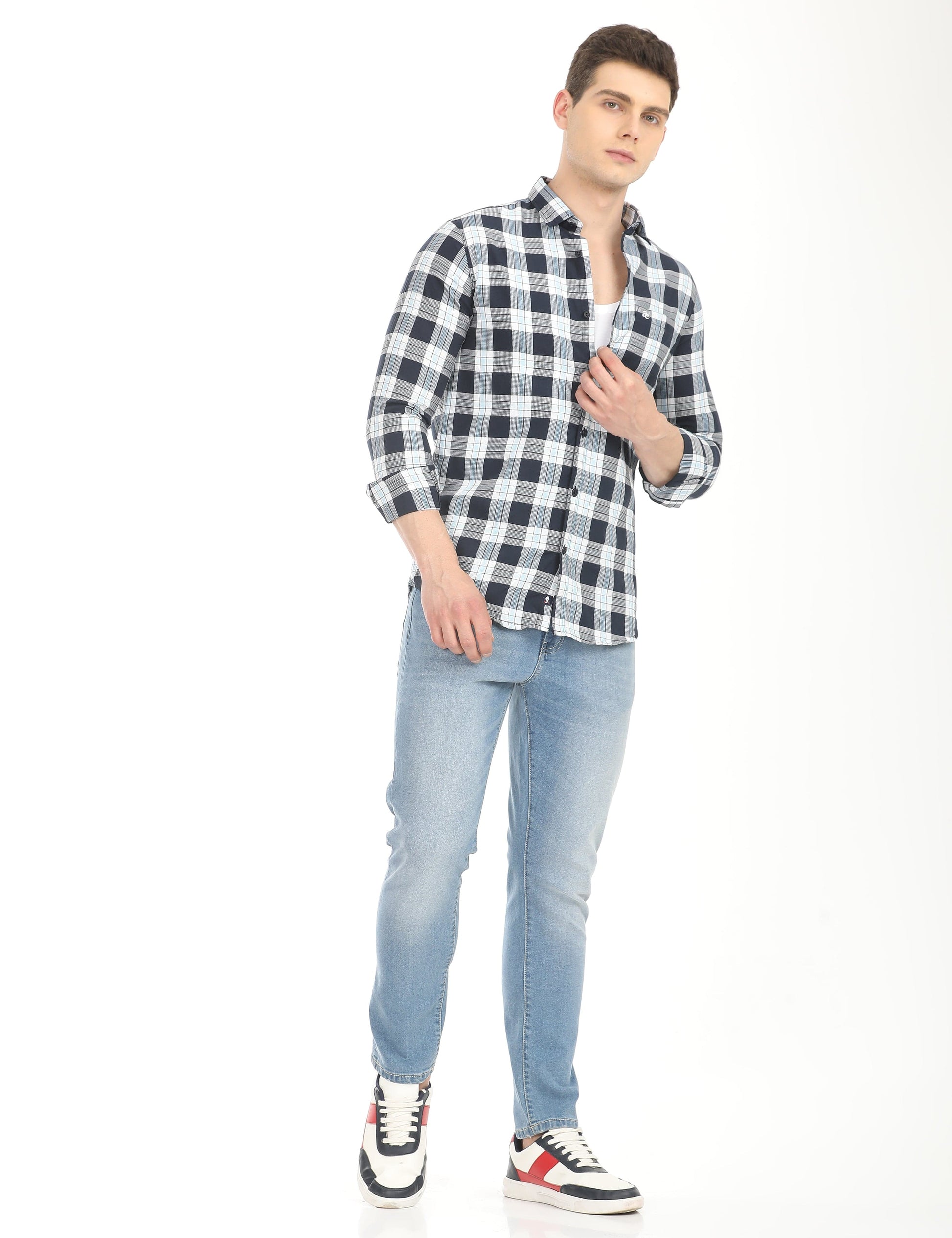 Men's Slim Fit Checks Full Sleeves Casual Shirt