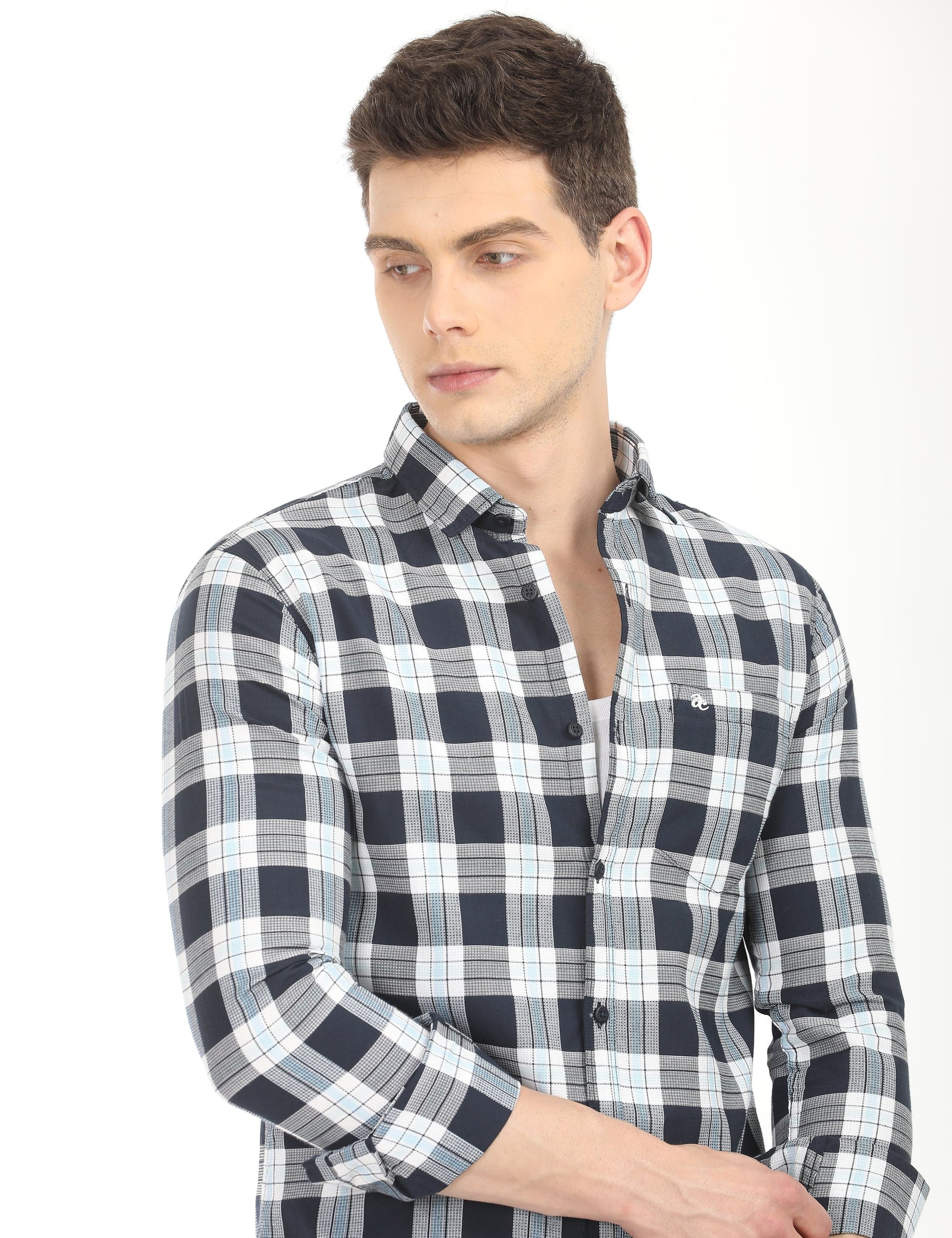 Men's Slim Fit Checks Full Sleeves Casual Shirt
