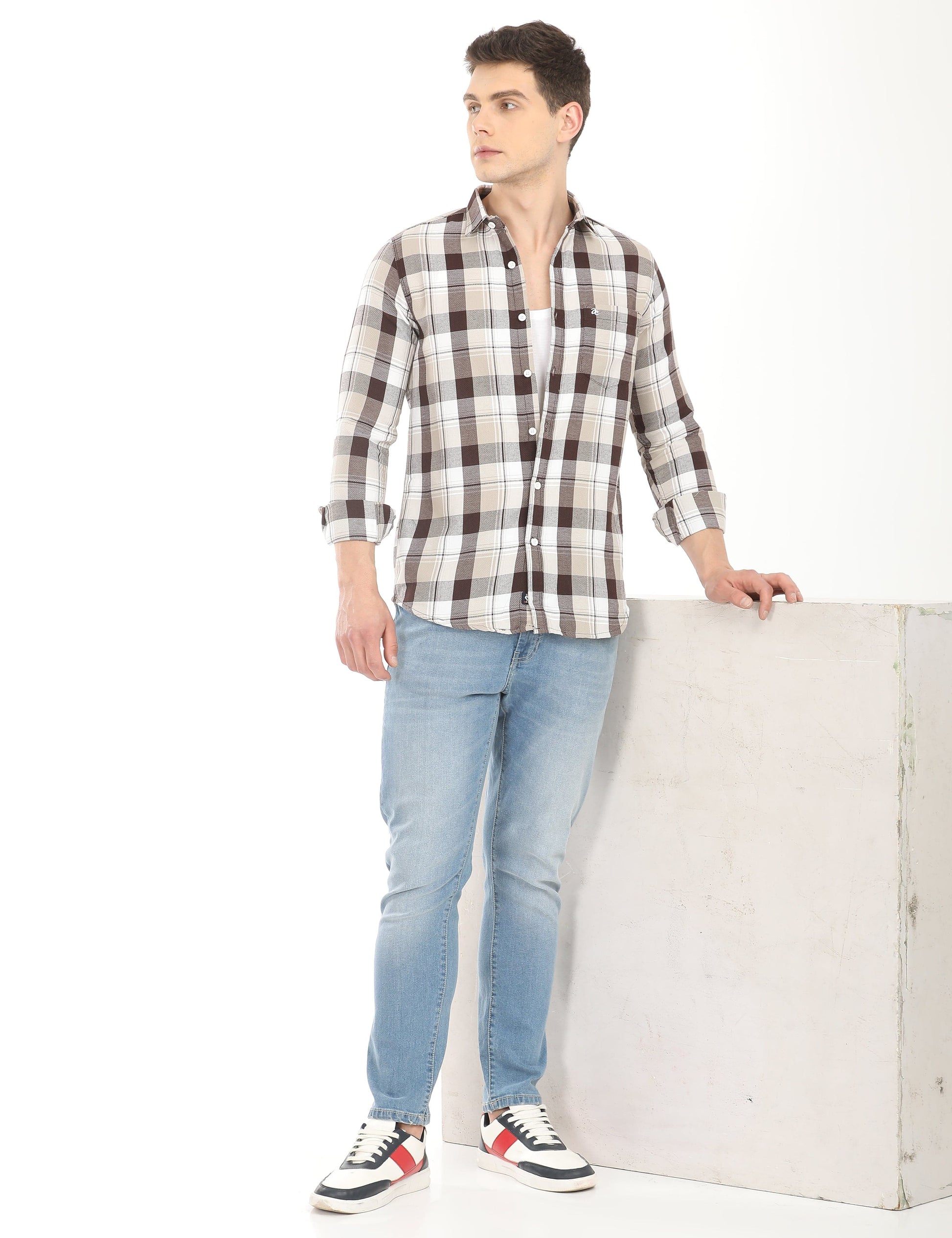 Men's Slim Fit Checks Full Sleeves Casual Shirt