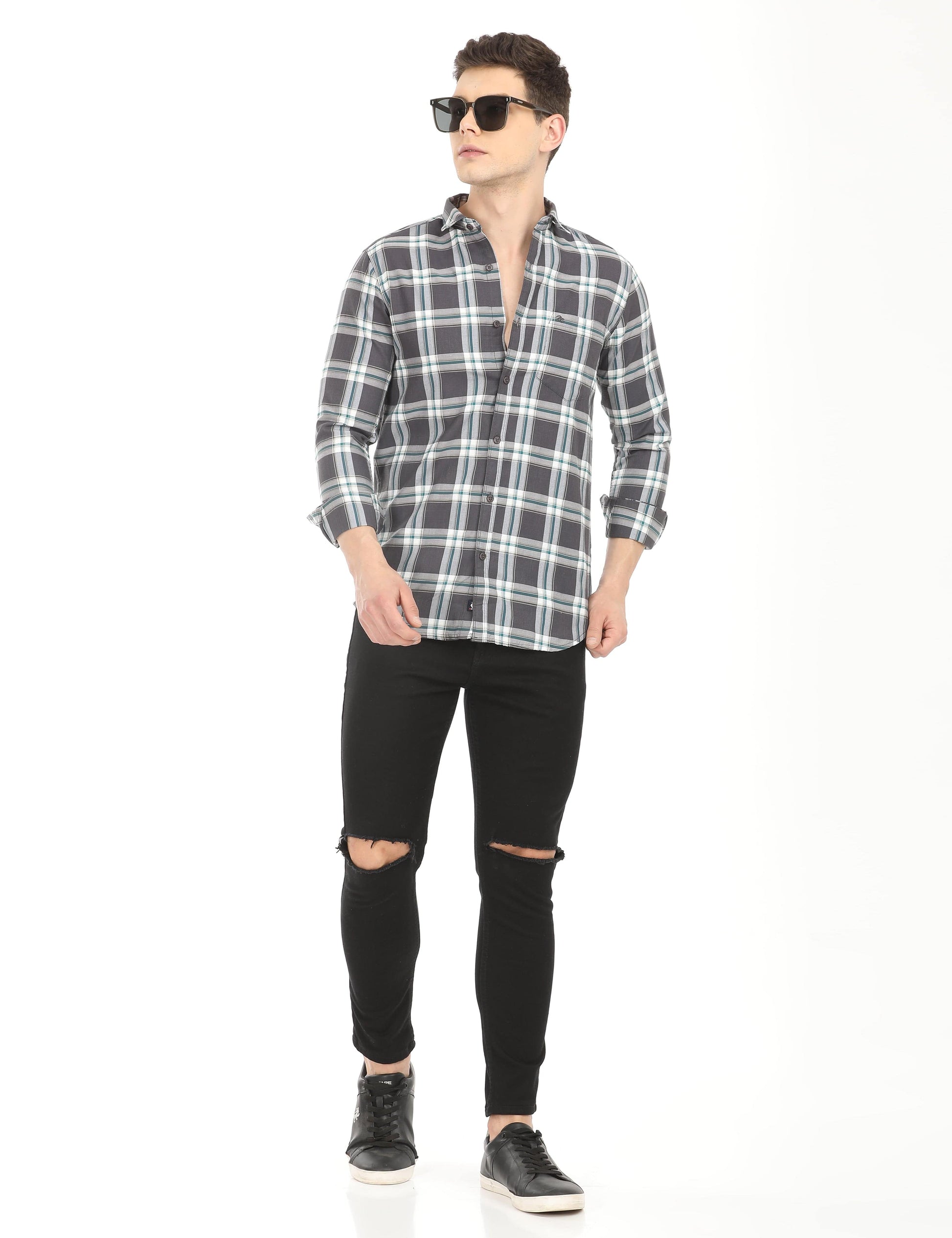 Men's Slim Fit Checks Full Sleeves Casual Shirt