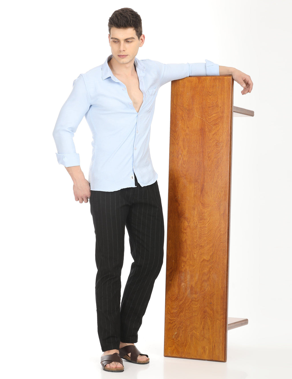 Men's Slim Fit Solid Full Sleeves Casual Shirt