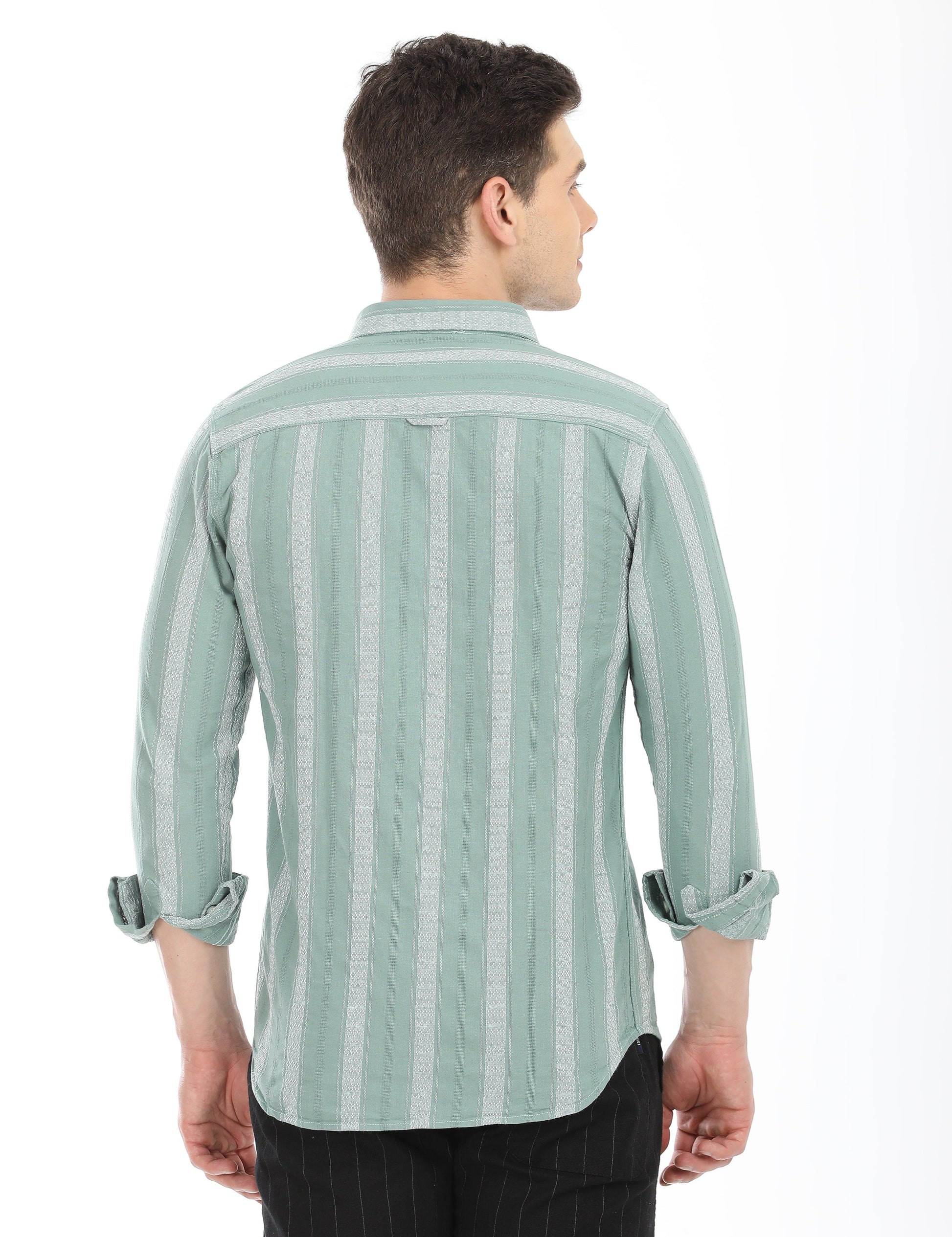 Men's Slim Fit Stripes Full Sleeves Casual Shirt